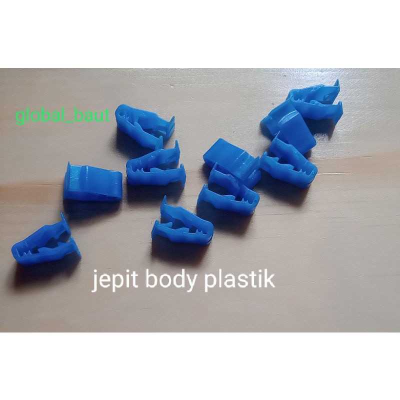 klip jepitan bodi / body plastik motor Honda & yamaha