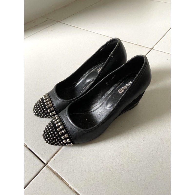 Sepatu Wedges Rotelli (Preloved)