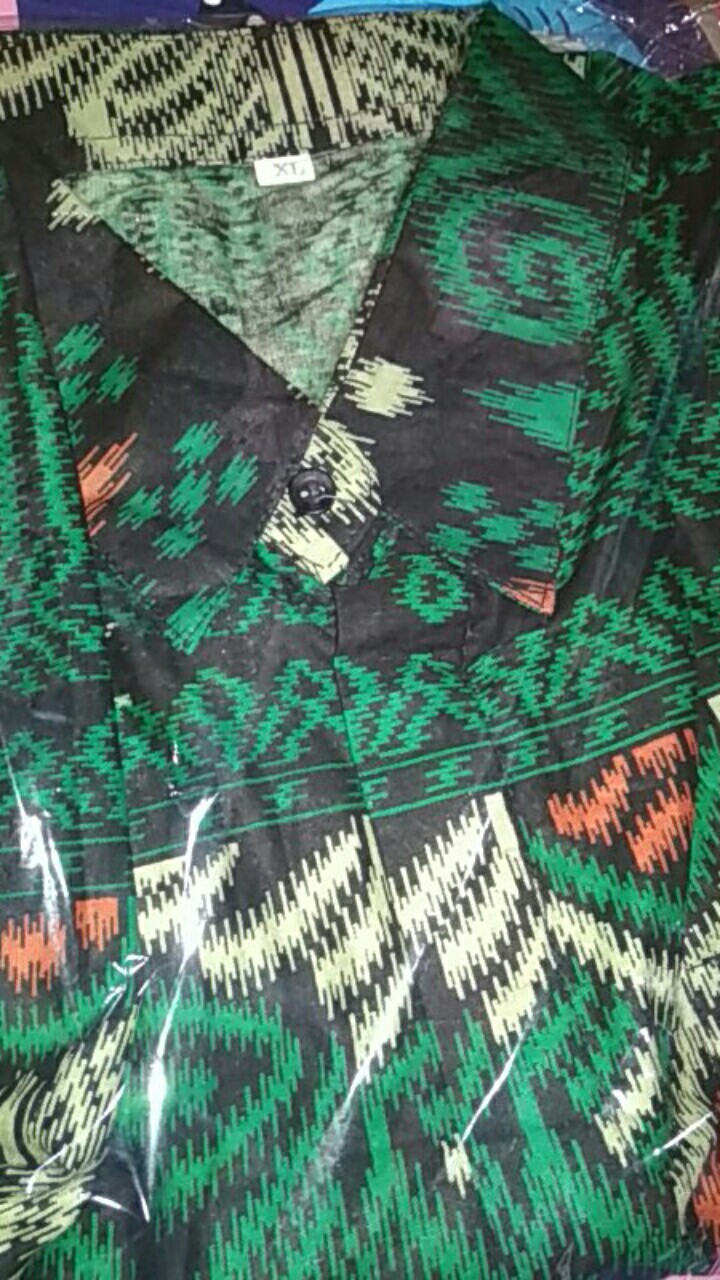 Baju Batik Hijau Ketjubung