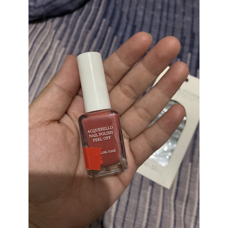 nail polish peel off / kutek miniso second