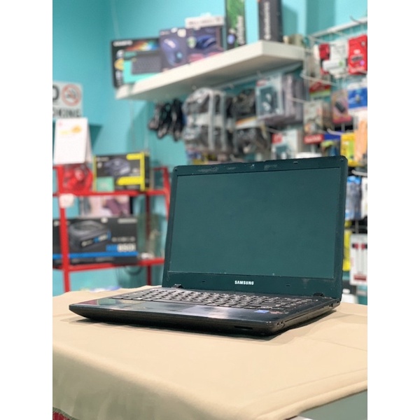 Laptop Samsung 355V4C Windows 7 Second