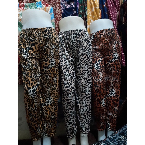 CELAMIS MOTIF MACAN / CELANA TIDUR MOTIF LEOPARD