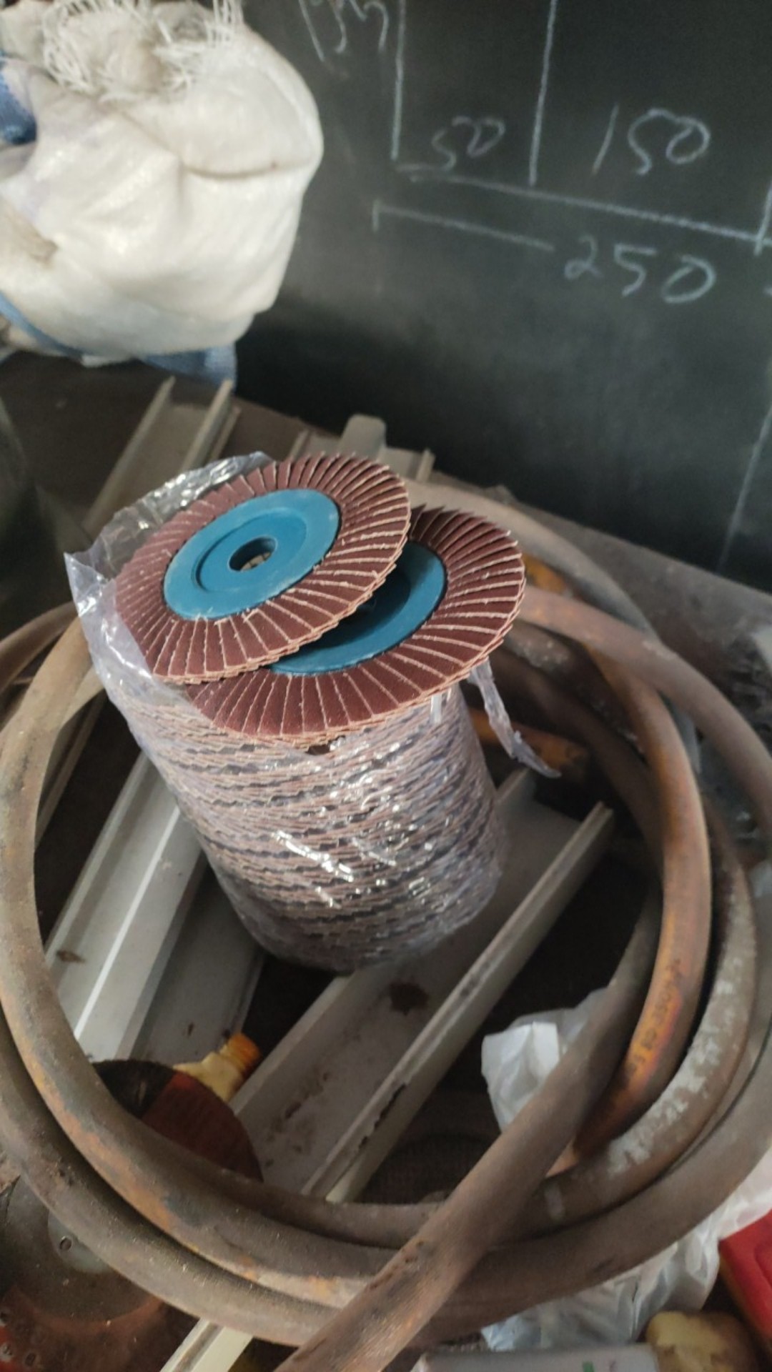 Amplas Gurinda Grit 320 Merk Masayuki