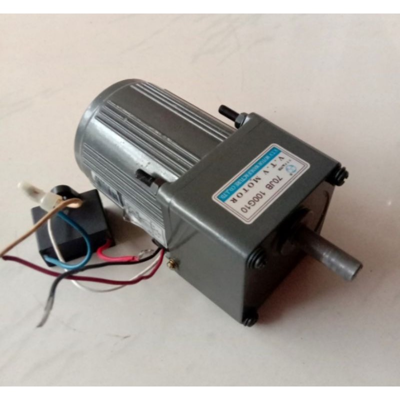 Dinamo Motor Gearbok Ac VTV 220V 15W 1 : 100