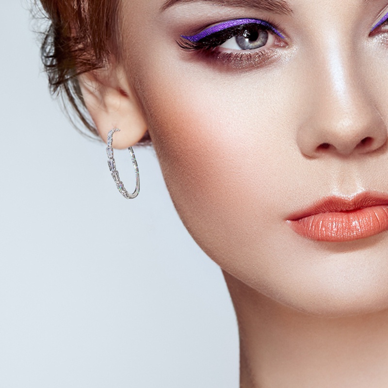 Fancyqube Anting Hoops Bentuk Lingkaran Aksen Kristal Bahan Zirkon Untuk Wanita