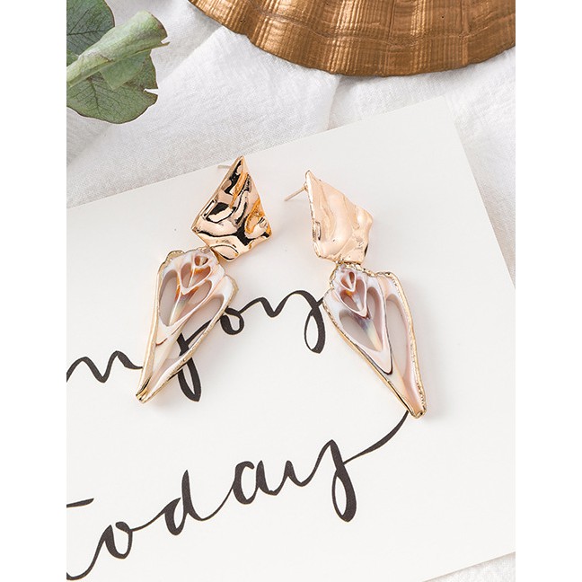 LRC Anting Tusuk Fashion Gold 925 Silver Needle Geometric Diamond Conch Section Earrings F29144