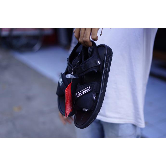 TERLARIS NEW BALANCE CARAVAN SANDAL BEACH BLACK PROMO