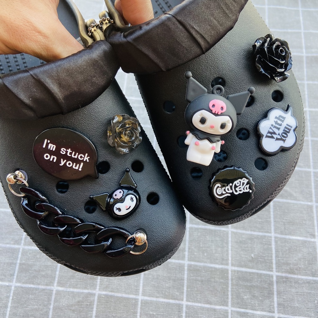 ✨shinyDIY✨Crocs jibbitz: aksesori cantik untuk sepatumu❤️ 8pcs Rantai Kuromi Crocs Jibbitz Untuk Aksesoris Sepatu Wanita#Sepatu Sneakers Wanita Model Lace-Up Warna Hitam + Putih