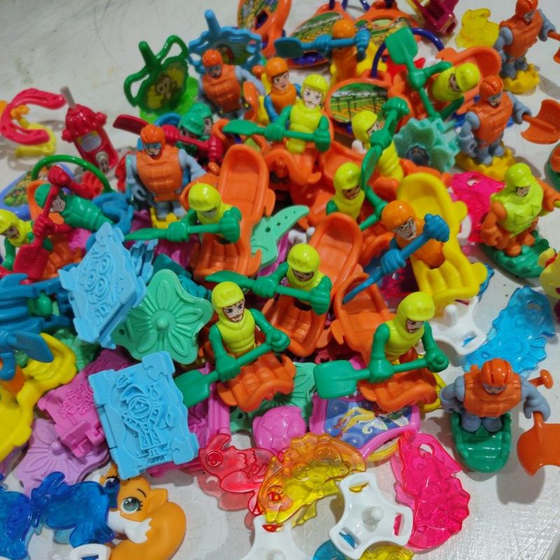 mainan kinderjoy murah