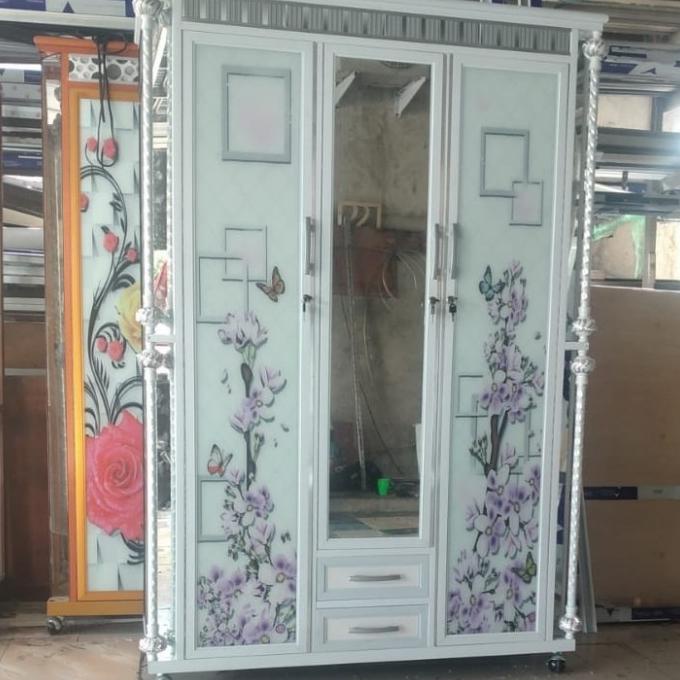 LEMARI PAKAIAN BAJU MINIMALIS ALUMINIUM DAN KACA DFSD897498