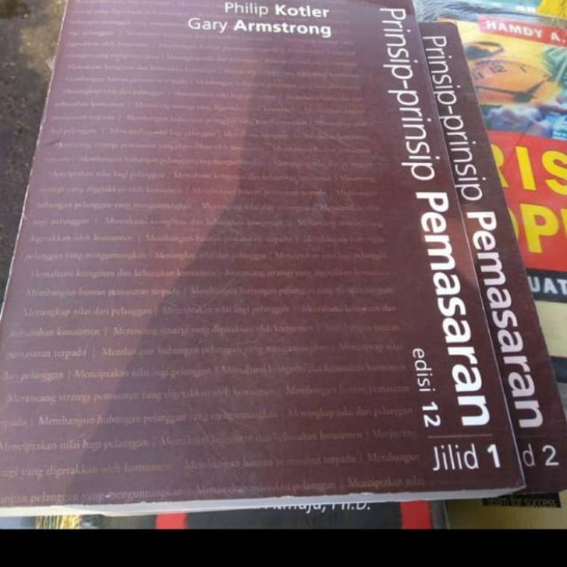 

prinsip prinsip pemasaran edisi 12 buku 1 kotler