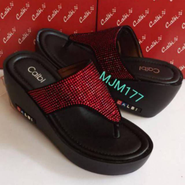  sandal  calbi  KLX 1291 hitam  merah kream Shopee Indonesia