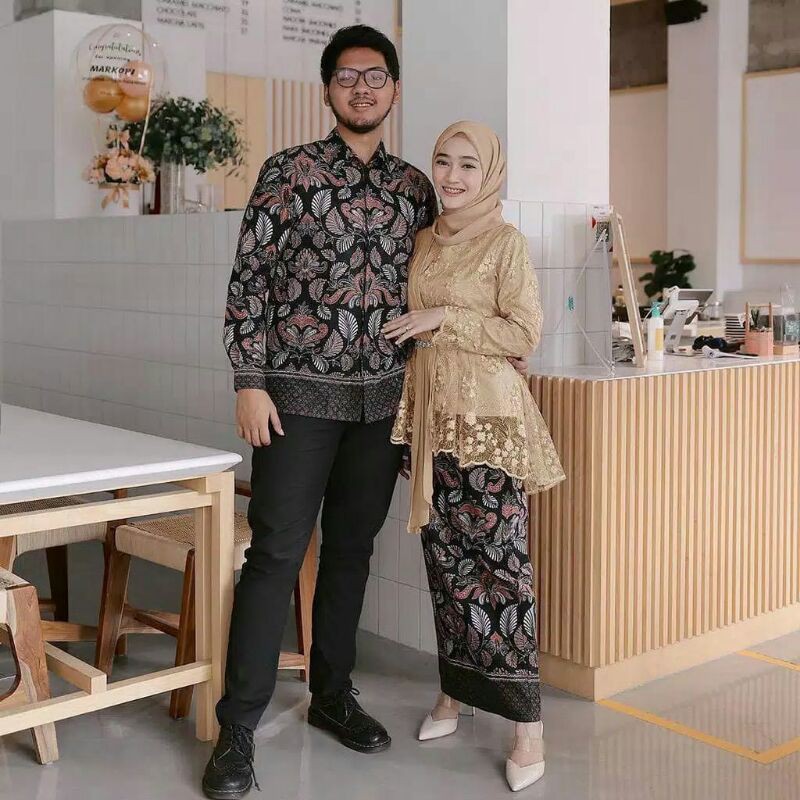 Maura Couple - Sania Ruffle Batik Couple Ori Ndoro Jowi DNT Garansi Termurah Shopee - MOTE DUSTY