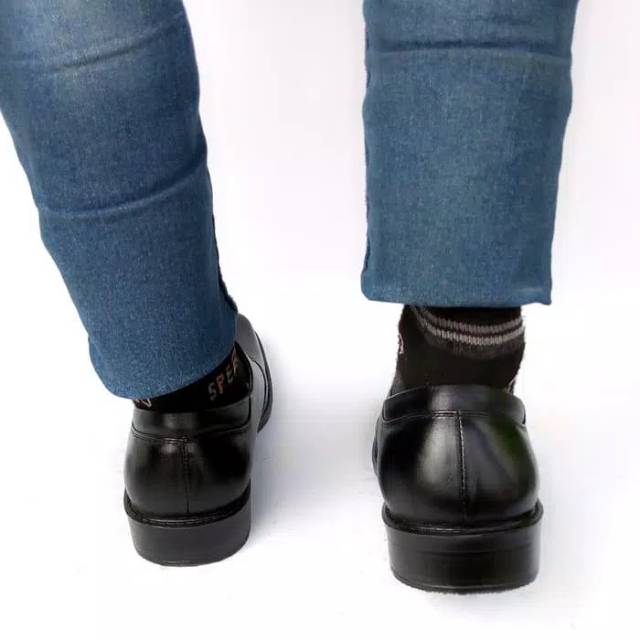 Sepatu formal Pria Kulit Asli Rasheda K 22 Pantofel Pria Big Size