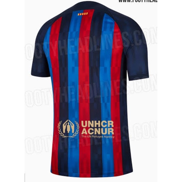 Pasang sponsor UNHCR di belakang jersey