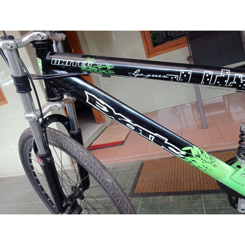 Sepeda Gunung United Exotic