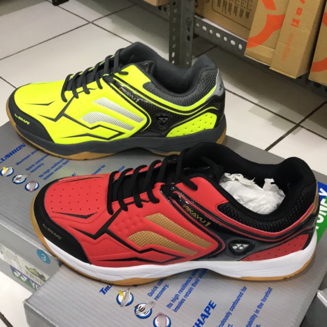 Sepatu yonex akayu 1