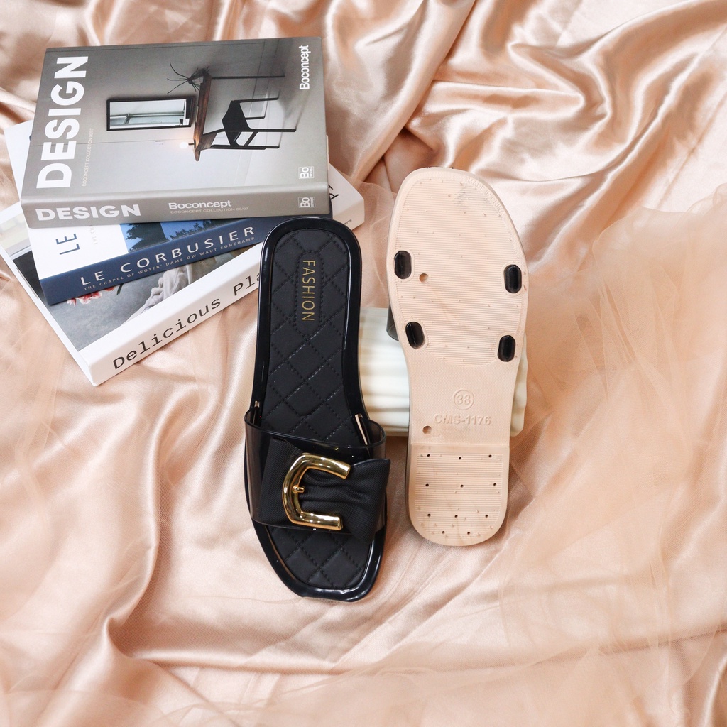 Alara Sandal Selop Wanita Slip On Teplek - Demorin