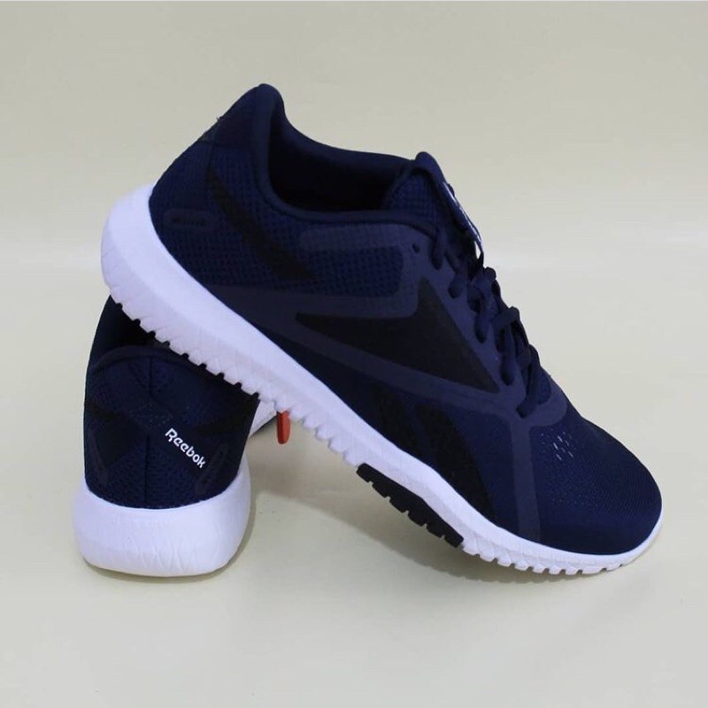 Sepatu Sneakers || Reebok Original