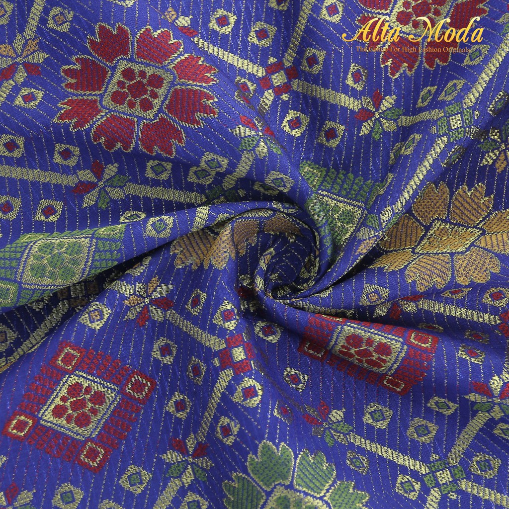 

Alta Moda Songket Motif Palembang Bunga Ketupat Biru Elektrik (1M)