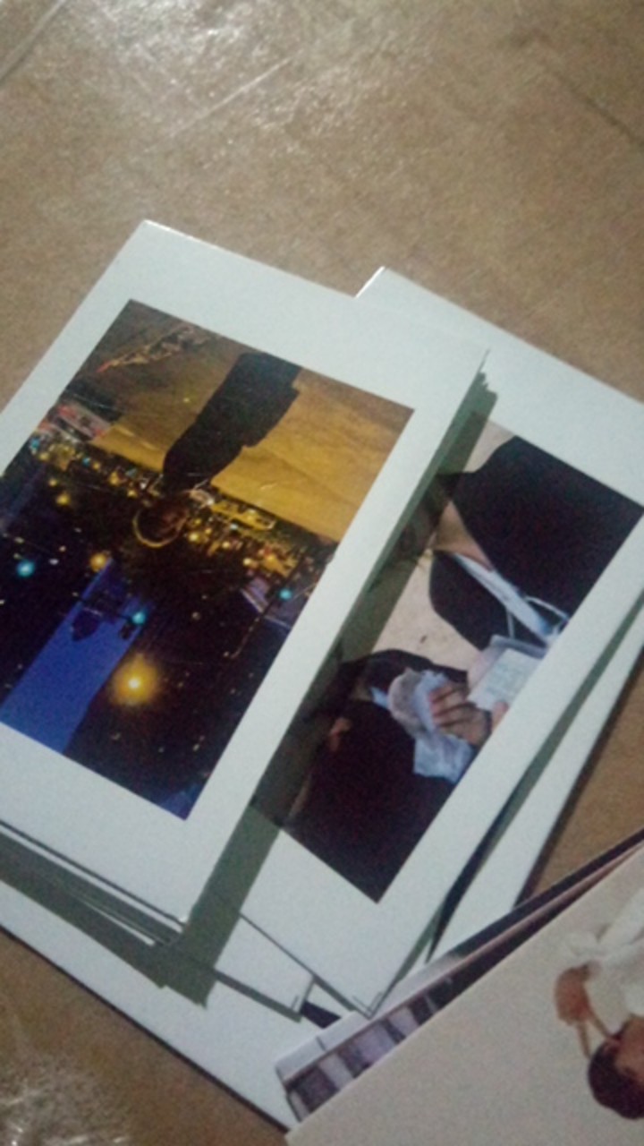 Cetak Polaroid Mini Ukuran (5,2 Cm X 7,75 Cm) Proses Kilat