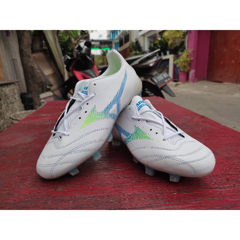SEPATU BOLA MIZUNO KOMPONEN SOL IMPORT-Putih