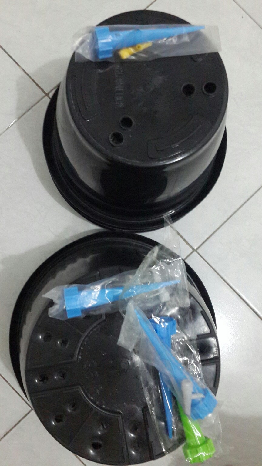 Pot Bunga Tanaman Hitam Grace 35 Cm (kuping)