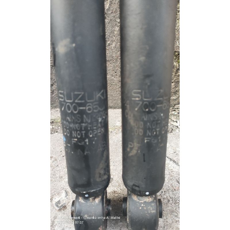 shock breaker grand Vitara belakang