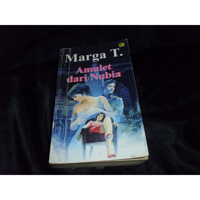 novel marga t amulet dari nubia