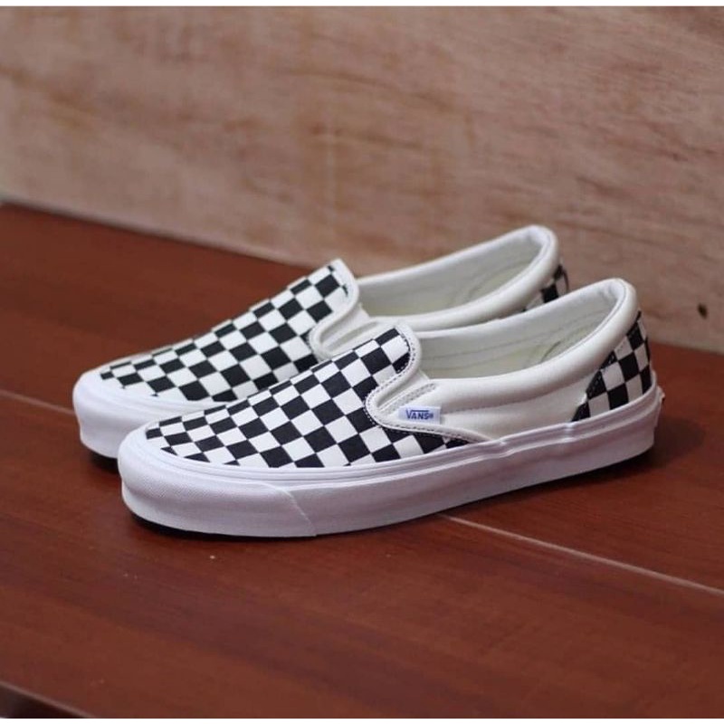 SEPATU VANS CHEAKERBOARD SLIP ON KLASIK PRIA DAN WANITA SIZE 36-44