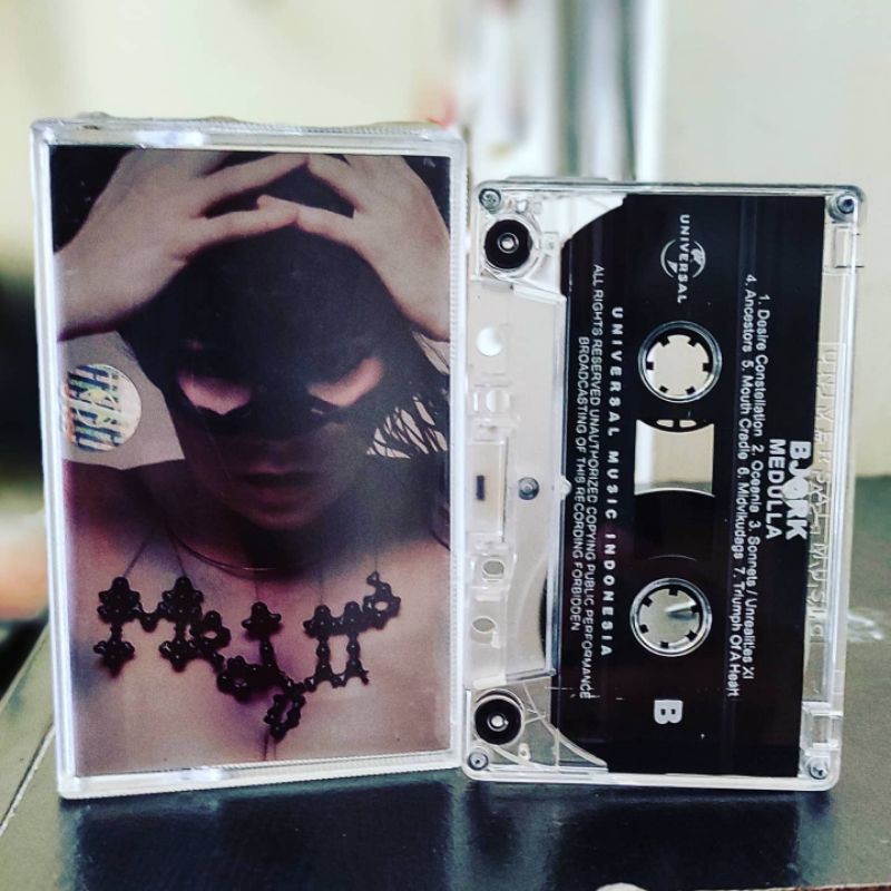 Kaset Pita Bjork - Medulla