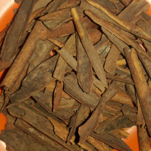 

Kayu manis ranjangan atau dipotong 1KG
