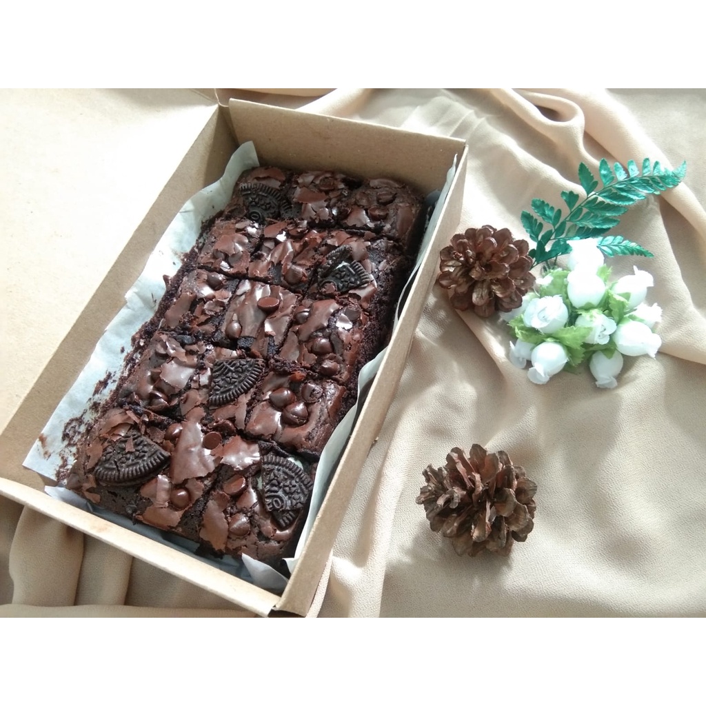 

FUDGY BROWNIES