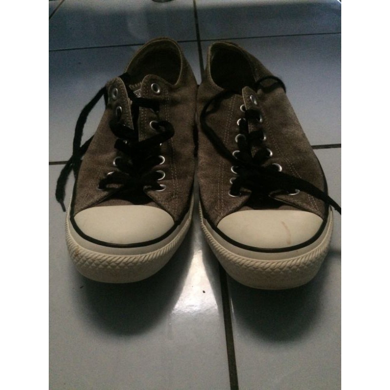 Converse Ori Abu-Abu
