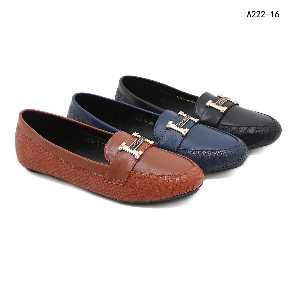 Leather Ballet Flat Shoea A222-16