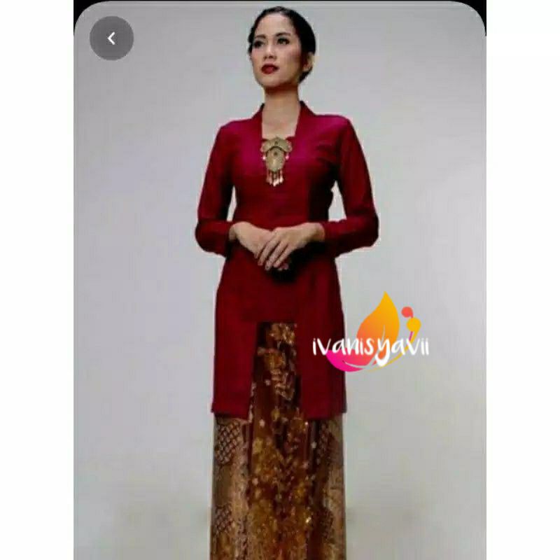 Kebaya Bludru Kutubaru Body Panjang, Warna Maroon