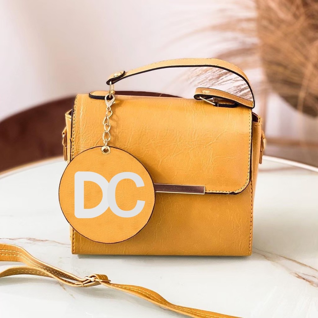 Tas Selempang Simple Elegan Casual Kecil/Tas Bahu Wanita Terbaru Casual Fashion Wanita