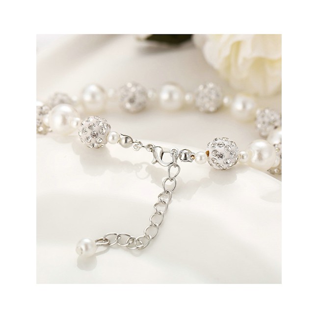 LRC Gelang Tangan Fashion White Pearl Full Diamond Bracelet D09739