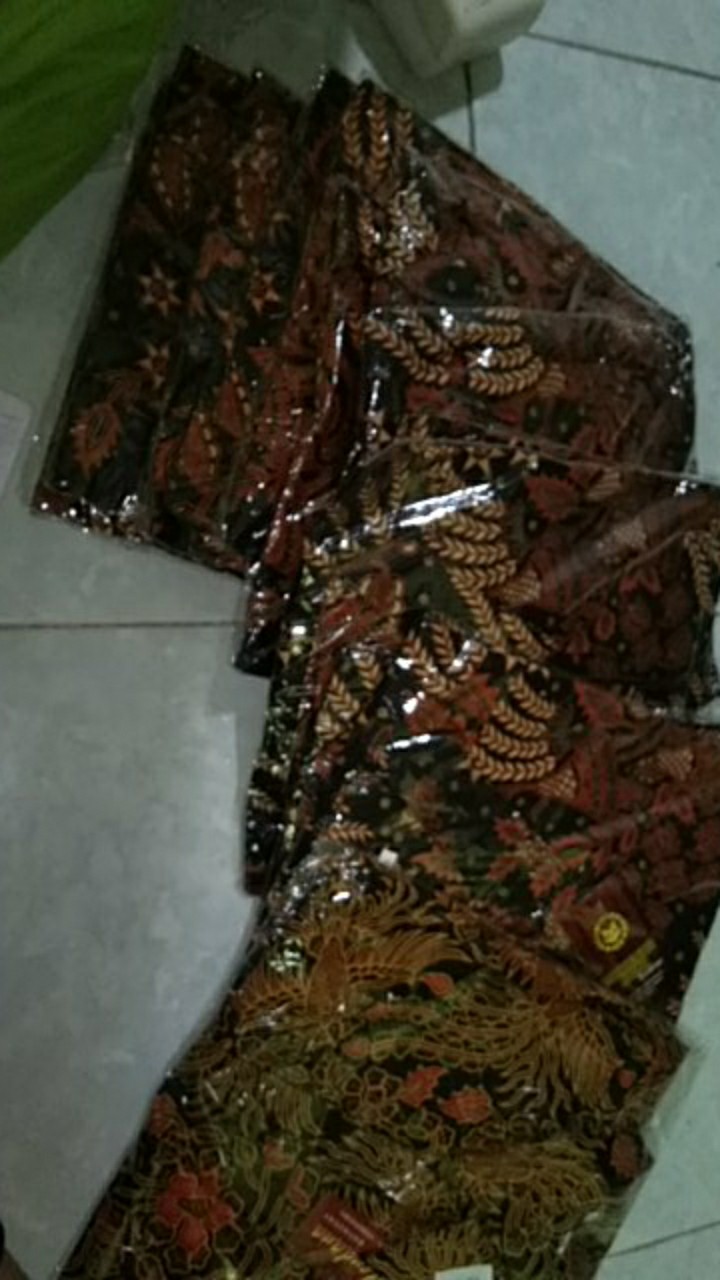 Kemeja Batik Lengan Panjang Motif Manggar