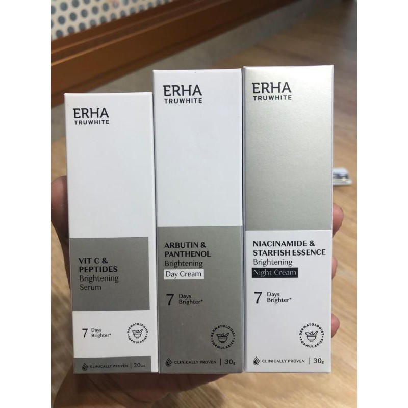 ERHA PAKET TRUWHITE ,SERUM VIT C,DAY & NIGHT