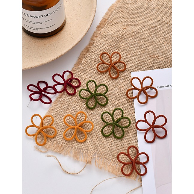 LRC Anting Tusuk Fashion Flocking Hollow Flower Earrings D67351