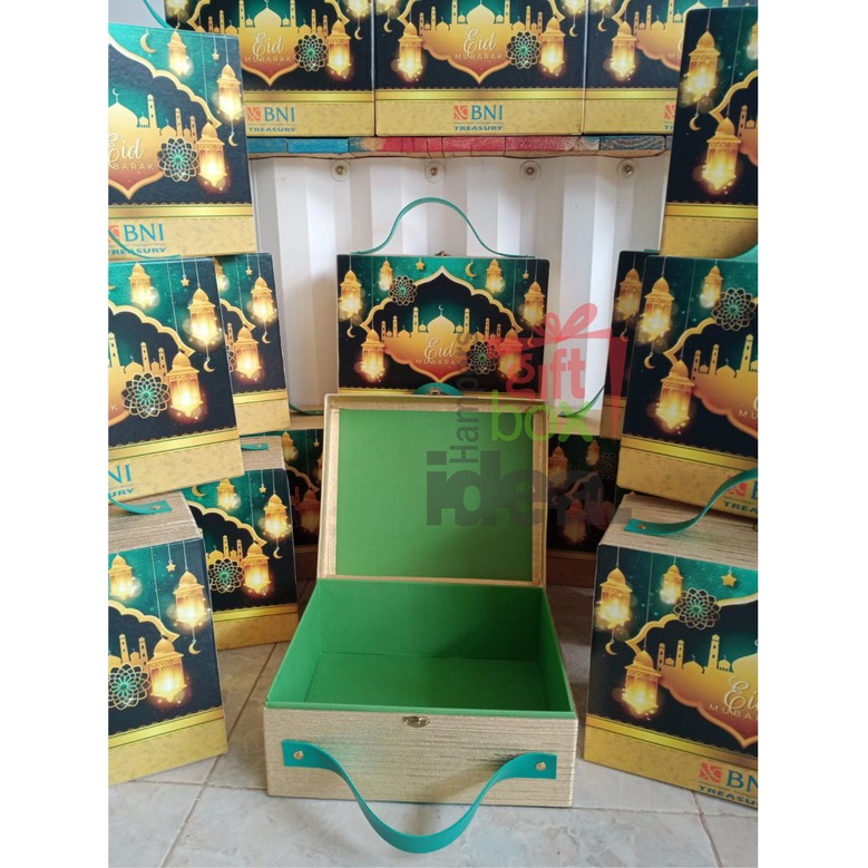 

Box Hampers premium