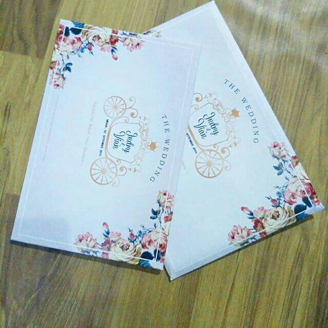 

Undangan hard cover + amplop eceran / satuan minimal 15 pcs