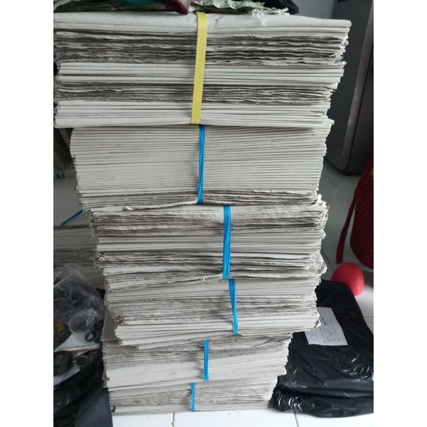 Aneka Koran/Koran Polos/Koran Korea/Koran Bekas Sablon 1 Kg/Koran Bekas Murah Meriah