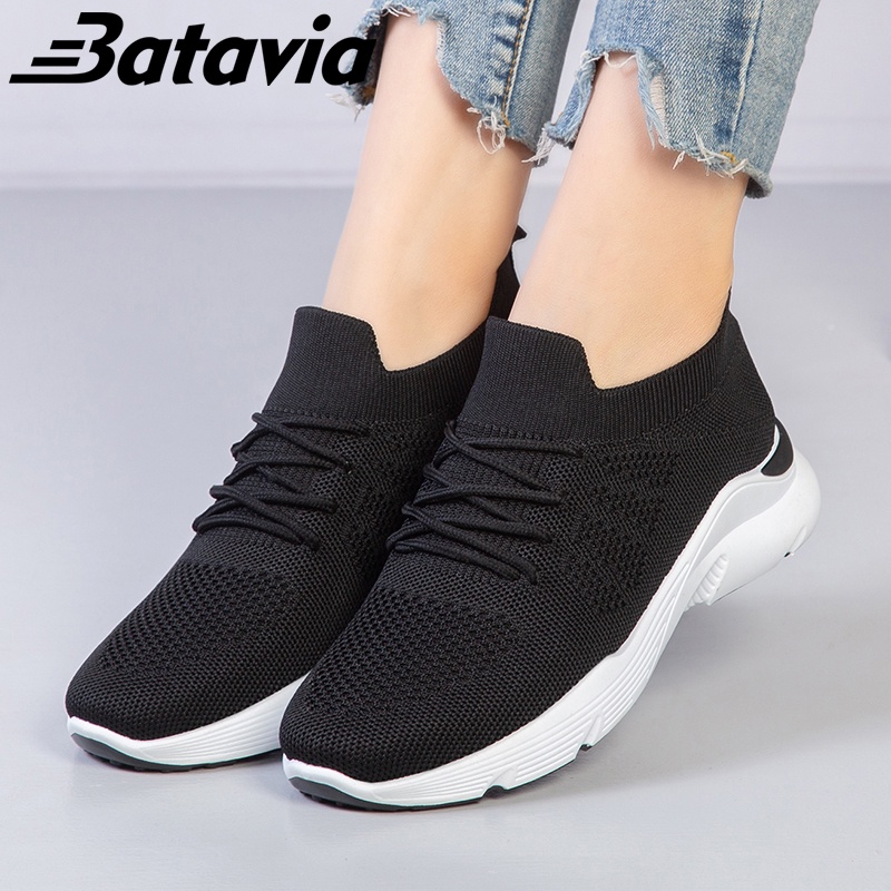 （COD）Batavia Fashion Baru Sepatu Wanita Sneakers Bernapas Tipis Kasual Mesh Rajutan Sepatu Wanita Sepatu Lari A23