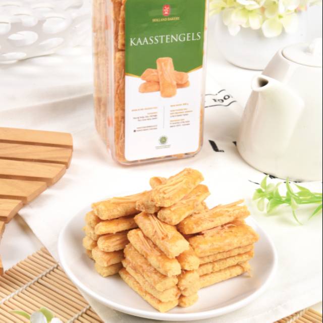 

Kaasstangels Toples Segi 4