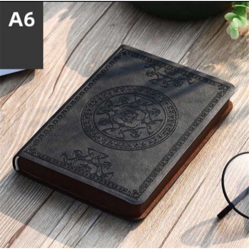 

Buku Catatan Jurnal Notebook Cover Vintage Pattem PU Leather A6 - Hitam