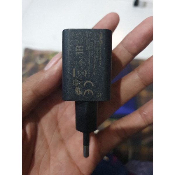 adaptor original copotan hp Asus 1'35A dan 1A