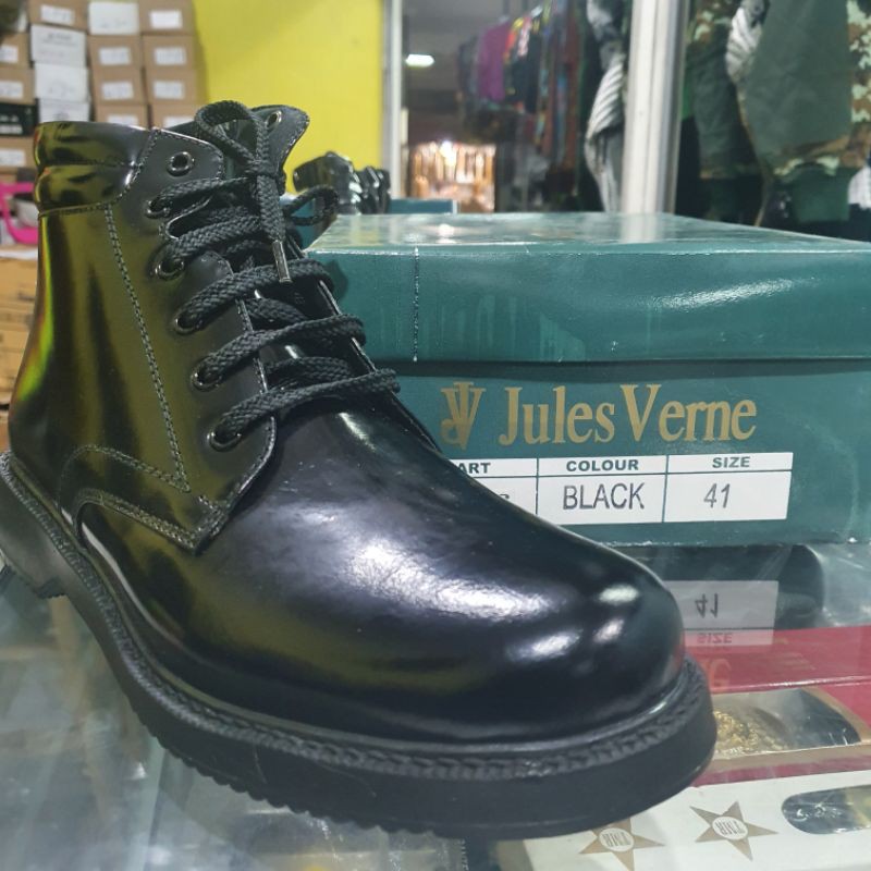 Sepatu PDH Jules Verne