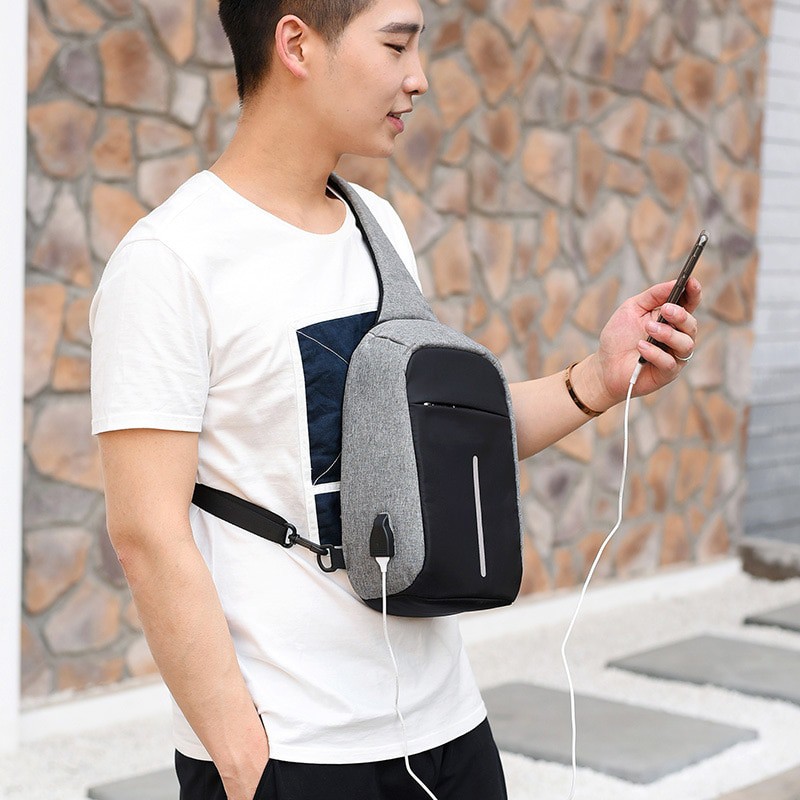 Tas Trendy Selempang Anti Maling Anti Air USB Charger ( T03)